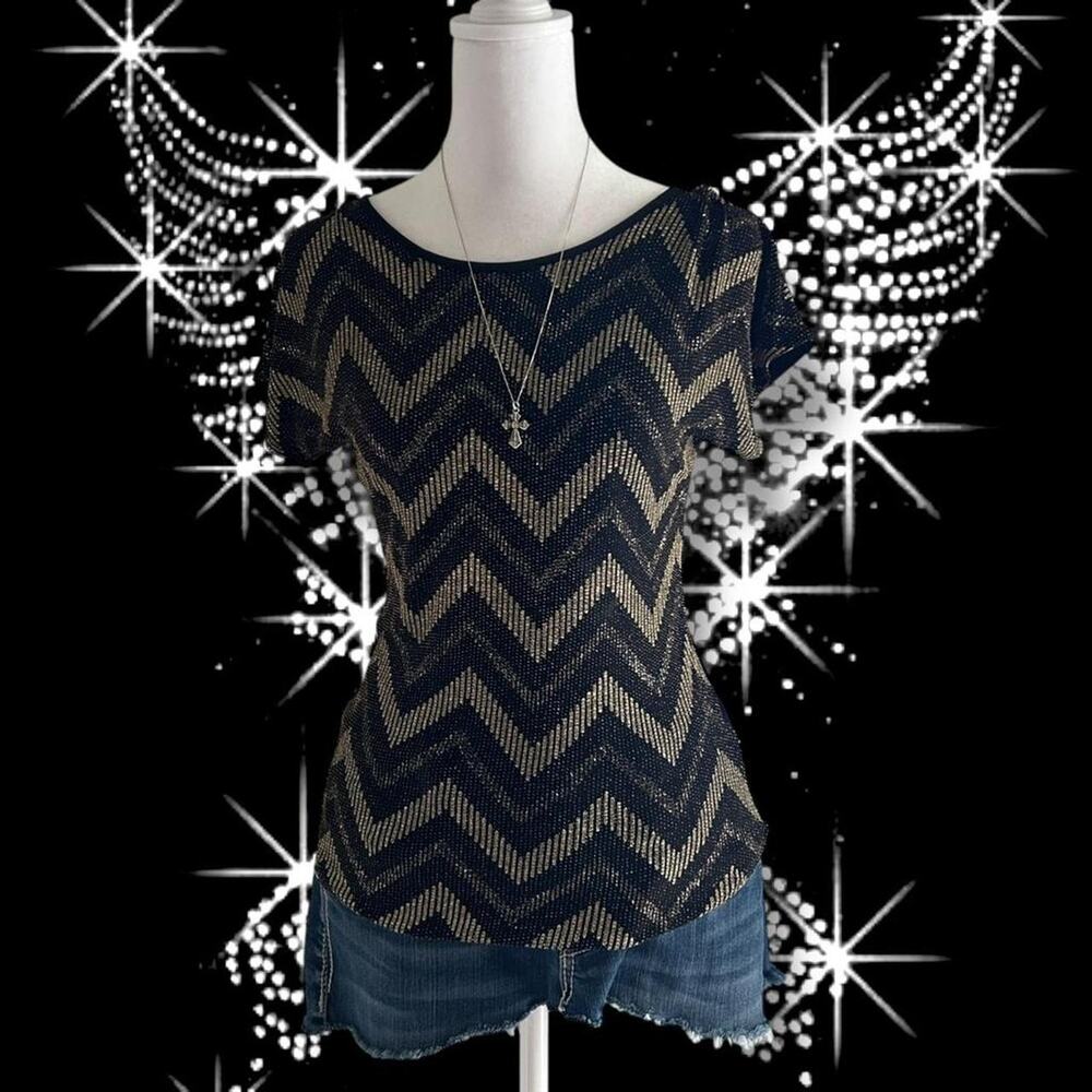 black greenish bronze chevron zig zag striped shimmer top